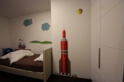 Stna dtskho pokoje raketa M5 / Nstnn figurln malba / Kombinovan technika